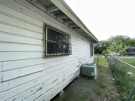 555 S Reagan Street San Benito TX 78586