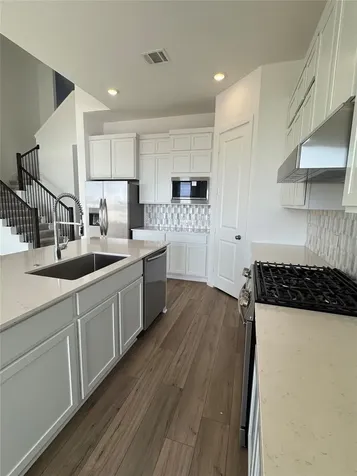 8323 Holly Blue Drive Rosharon TX 77583