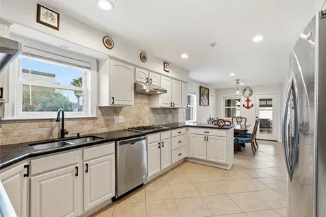 36 S Shore Drive Galveston TX 77551