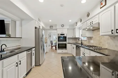 36 S Shore Drive Galveston TX 77551