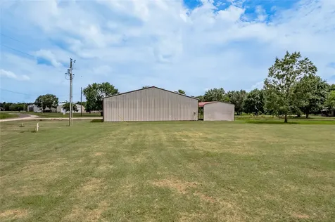 150 Air Park Drive Livingston TX 77351