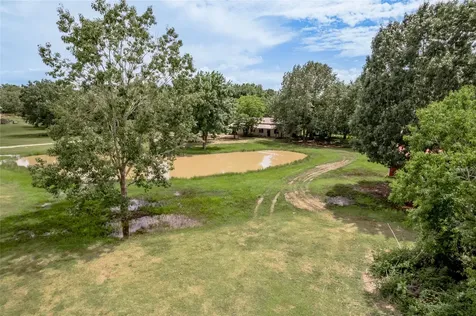 150 Air Park Drive Livingston TX 77351