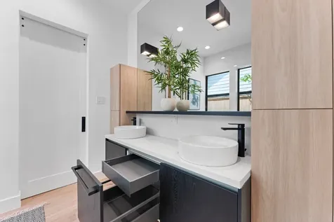 6711 Housman Street Houston TX 77055