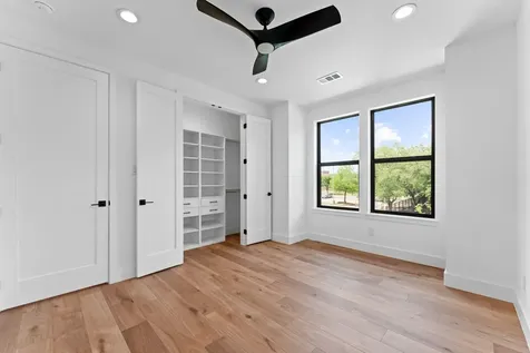 6711 Housman Street Houston TX 77055