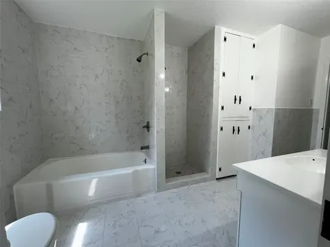 416 Azalea Drive Baytown TX 77520