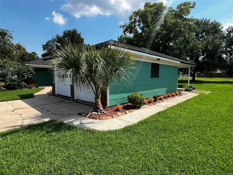 416 Azalea Drive Baytown TX 77520