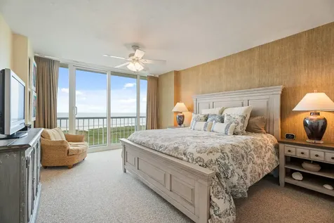 1401 E Beach Drive 511/512 Galveston TX 77550