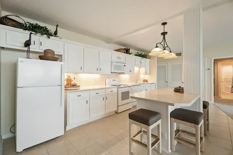 1401 E Beach Drive 511/512 Galveston TX 77550