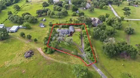 583 Lazy Lane Madisonville TX 77864