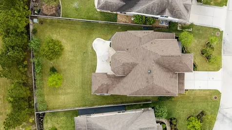 18 Trailing Lantana Place The Woodlands TX 77354