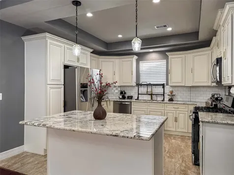 3715 Avenue O 1/2 Galveston TX 77550