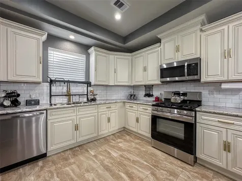 3715 Avenue O 1/2 Galveston TX 77550