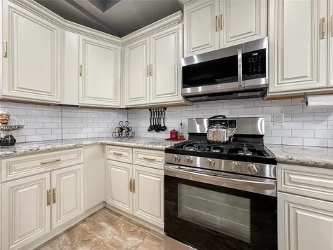 3715 Avenue O 1/2 Galveston TX 77550
