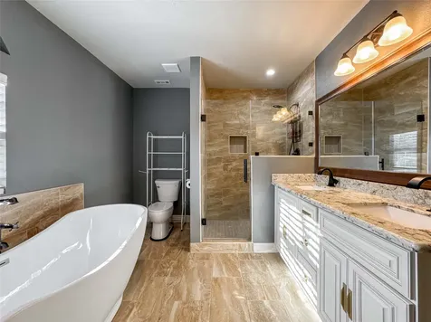 3715 Avenue O 1/2 Galveston TX 77550
