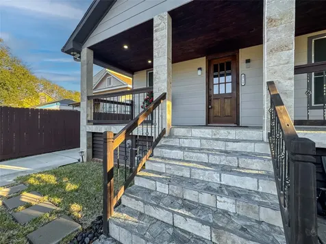 3715 Avenue O 1/2 Galveston TX 77550