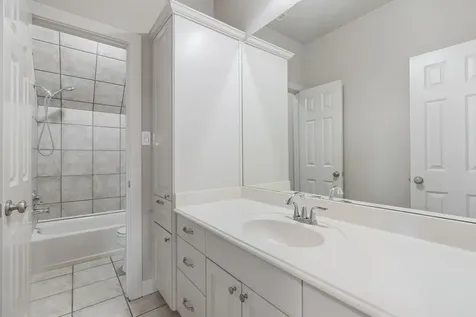 9902 Crestwater Circle Magnolia TX 77354