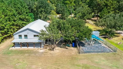 9902 Crestwater Circle Magnolia TX 77354