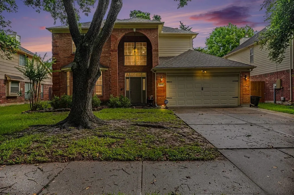 2212 Palm Lagoon Drive League City TX 77573