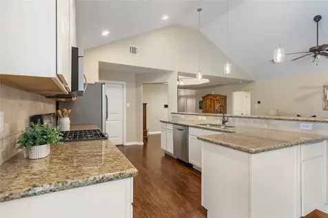 735 Broad Ripple Drive Houston TX 77336