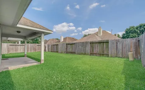 21606 Kings Bend Drive Kingwood TX 77339