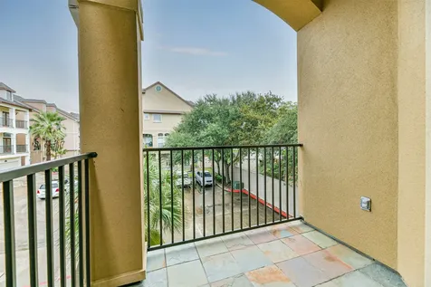 18721 Egret Oaks Lane Webster TX 77058