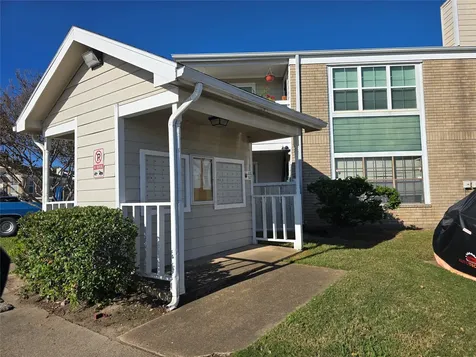 12660 Ashford Point Drive 402 Houston TX 77082