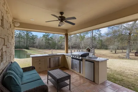 15866 Highway 326 N Sour Lake TX 77659