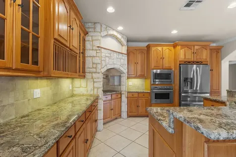 15866 Highway 326 N Sour Lake TX 77659