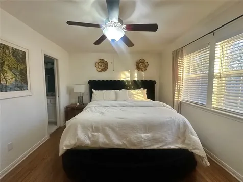 5329 Pagewood Lane Houston TX 77056