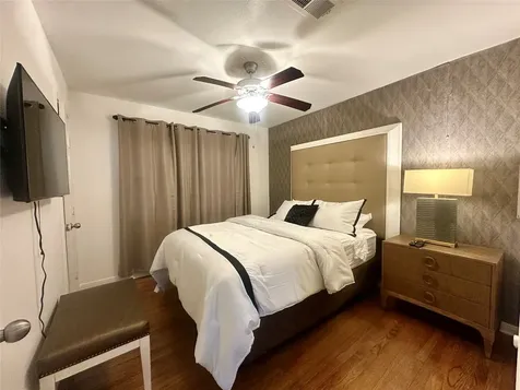 5329 Pagewood Lane Houston TX 77056