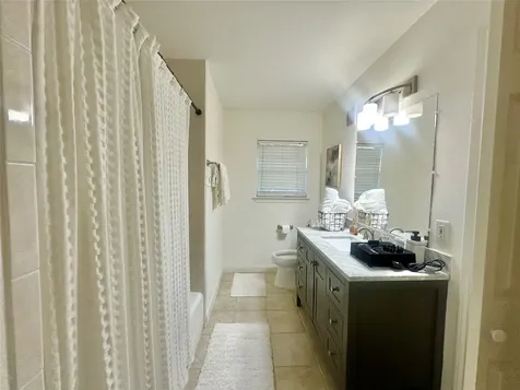 5329 Pagewood Lane Houston TX 77056