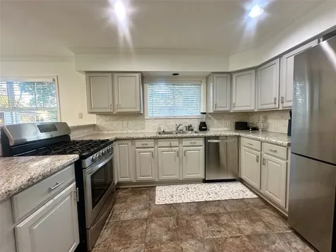 5329 Pagewood Lane Houston TX 77056