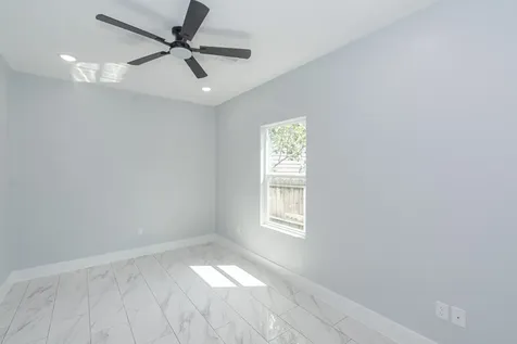 6513 Avenue B Houston TX 77011
