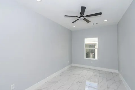 6513 Avenue B Houston TX 77011