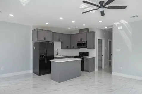 6513 Avenue B Houston TX 77011