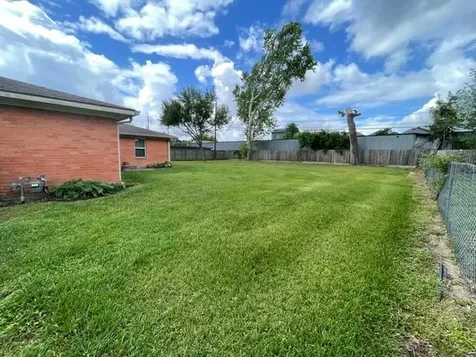 1805 Wycliffe Drive Houston TX 77043