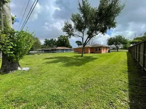 1805 Wycliffe Drive Houston TX 77043