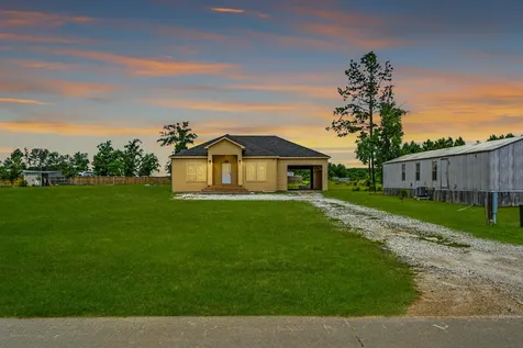 3816 Road 5210 Cleveland TX 77327