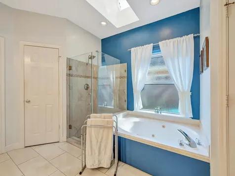 714 Crestwood Drive El Lago TX 77586