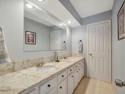 714 Crestwood Drive El Lago TX 77586