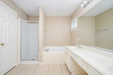 3207 English Oaks Boulevard Pearland TX 77584