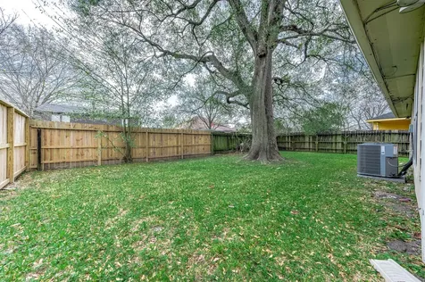 12926 Abalone Way Houston TX 77044