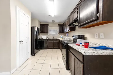 12926 Abalone Way Houston TX 77044