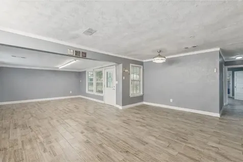 105 Pompano Avenue Galveston TX 77550