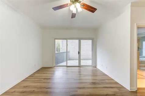 2524 Nantucket Drive B Houston TX 77057
