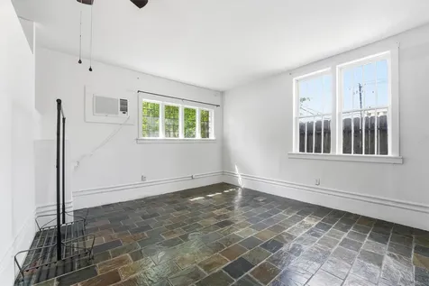 5313 Palmetto Street C Houston TX 77081