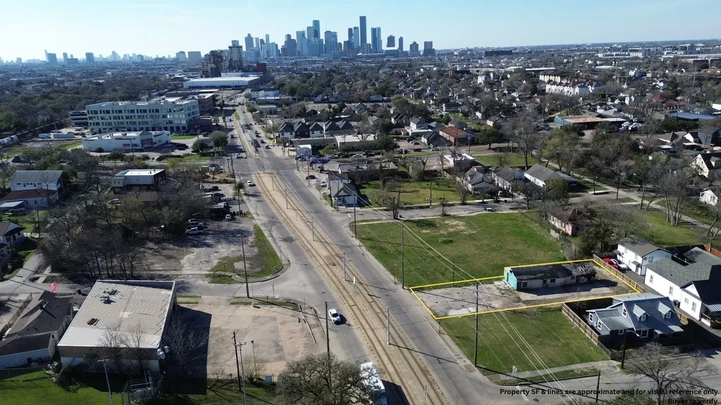 4815 Harrisburg Boulevard Houston TX 77011