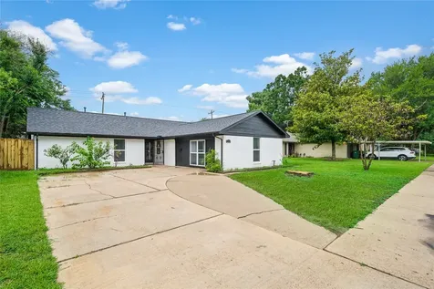 5703 De Milo Drive Houston TX 77092