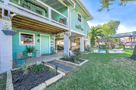 325 Ling Street Bayou Vista TX 77563