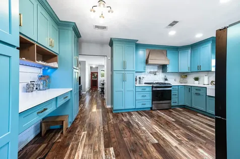 325 Ling Street Bayou Vista TX 77563